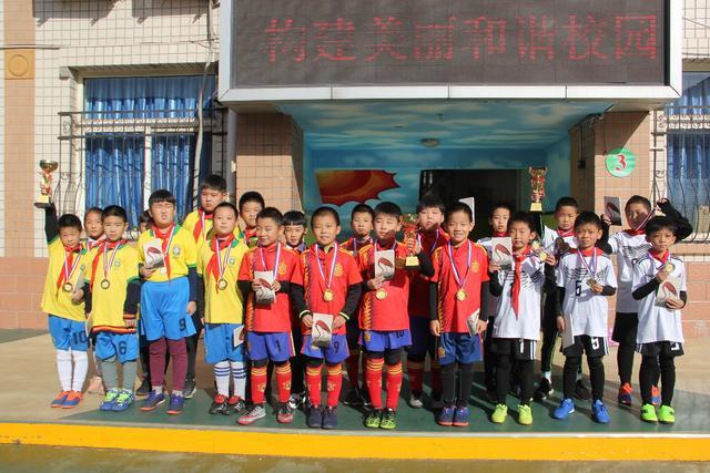 江淮汽车回应尊界V800刹车支架问题，股价遭遇重挫
